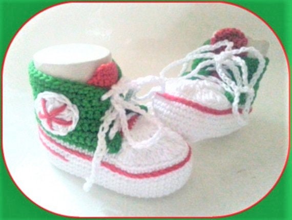 red baby shoes size 3