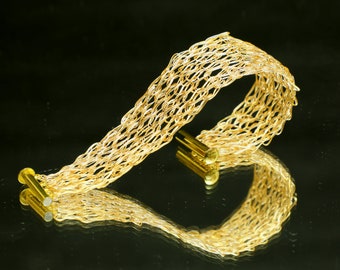 edles bicolor Armband - gestrickt aus Gold- und Silberdraht - mit Schiebeverschlus