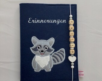 Personalisiertes Tagebuch/ Album / Erinnerungen ,,Waschbär,, aus Filz