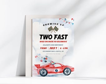 Może przedstawiać: Zaproszenie urodzinowe z ilustracją czerwonego samochodu wyścigowego. Tekst brzmi "TWO FAST" i "Race on over to celebrate Elijah's 2nd birthday". Zawiera datę, godzinę i lokalizację. Styl akwarelowy.