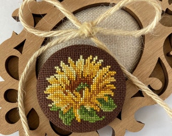 Embroidery Ukraine sunflower pin brooch Statement textile yellow flower brooch for women Sunflower birthday gift for mom grandma