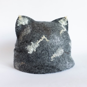 Melange gray cat ear hat women cat mom gifts Felted wool cat hat adult with visor Cute winter fall hat ears for women Cat lover gift for her