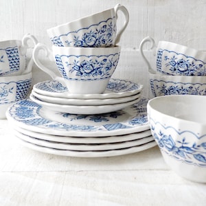 Vintage Myotts Melody England rozendecor, blauwe kopergravure print transferware, shabby chic stijl, Franse landelijke stijl, rozenpatroon keramiek