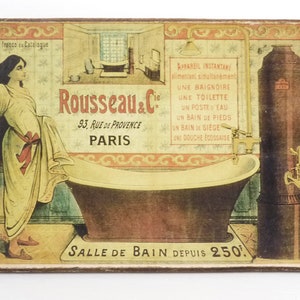 Immagine d'epoca Francia donna bagno vasca forno, pubblicità retrò Rousseau Rue de Provence Parigi, regalo viaggio inaugurazione casa ufficio