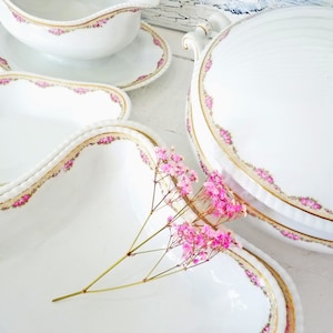 Art Deco Fraureuth rose porcelain tableware, serving dishes, tureens, bowls, sauce boats, platters, pink floral decor, country cottage kitchen
