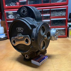 Working Bell and Howell Filmo 70DA 16mm Movie Camera