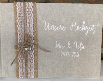 Livre d’or Mariage/Livre d’or avec nom dans le style boho « Notre mariage », brodé, rural, avec dentelle, avec ruban pincé, pendentif coeur, trèfle chanceux