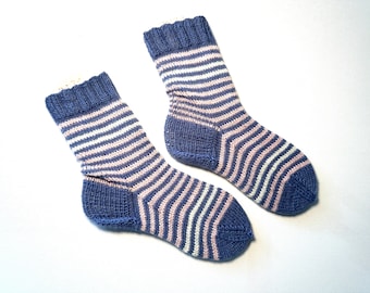 handgestrickte Socken, Gr. 30/31