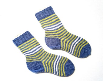 hand knitted socks, size 30/31