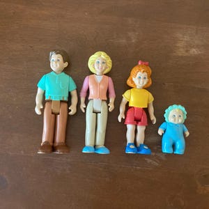 Little Tikes -Figures-Vintage Dollhouse -Tykes-Family-People-Family-Girl-Mom-Dad-Baby-1990’s-Free Shipping!