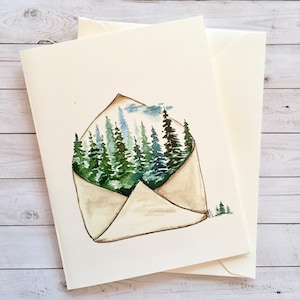 Forever Green Forest-kaart. In het bos, westkust, bosthema. Aquarelkaart. Illustratie. Kenmerkend ontwerp.