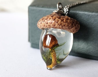 Acorn mushroom necklace acorn jewelry handmade bio organic resin acorn necklace birthday gift for her real mushroom jewelry woodland jewelry