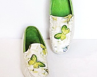 Moccasins slippers 40 white / green, with decoration