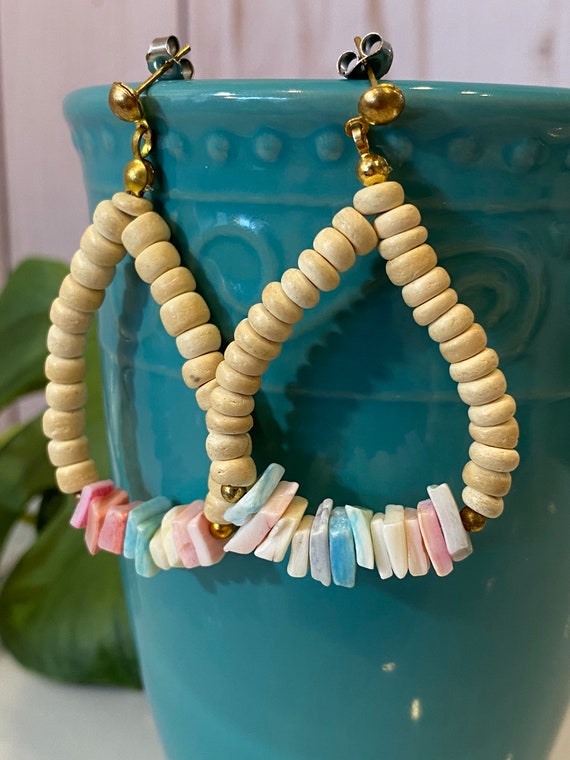 Hawaiian Puka Shell Earrings, 1950s, Pastel, NOS, 