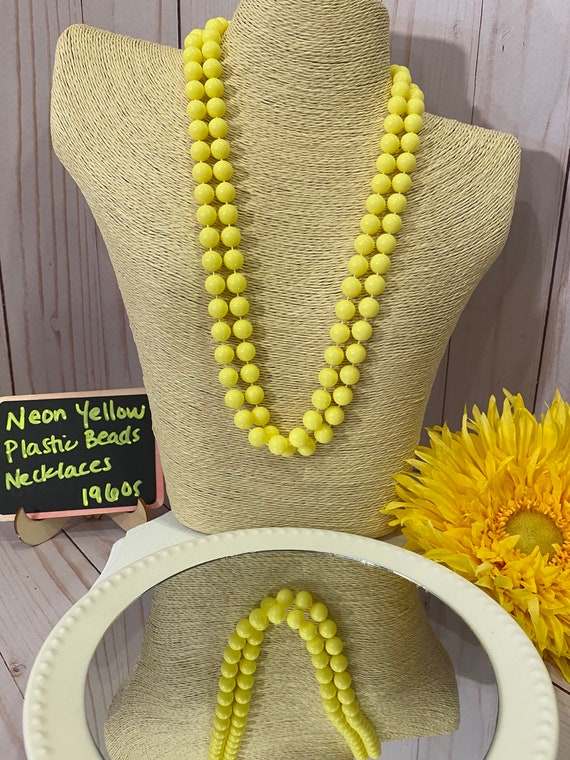 1960s Neon Yellow Lucite Long Beaded Necklace, Pa… - image 3