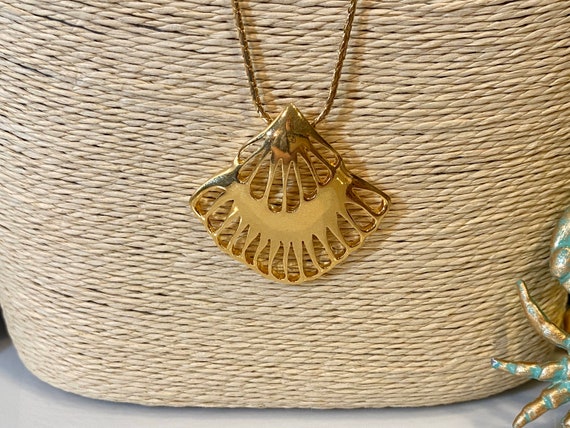 1960s Signed Trifari Gold Fan Seashell Necklace, … - image 3