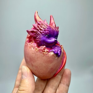 Dragon egg soap size silicone mold. Halloween mold for craft. Hatching dragon mold. Baby dragon mold.
