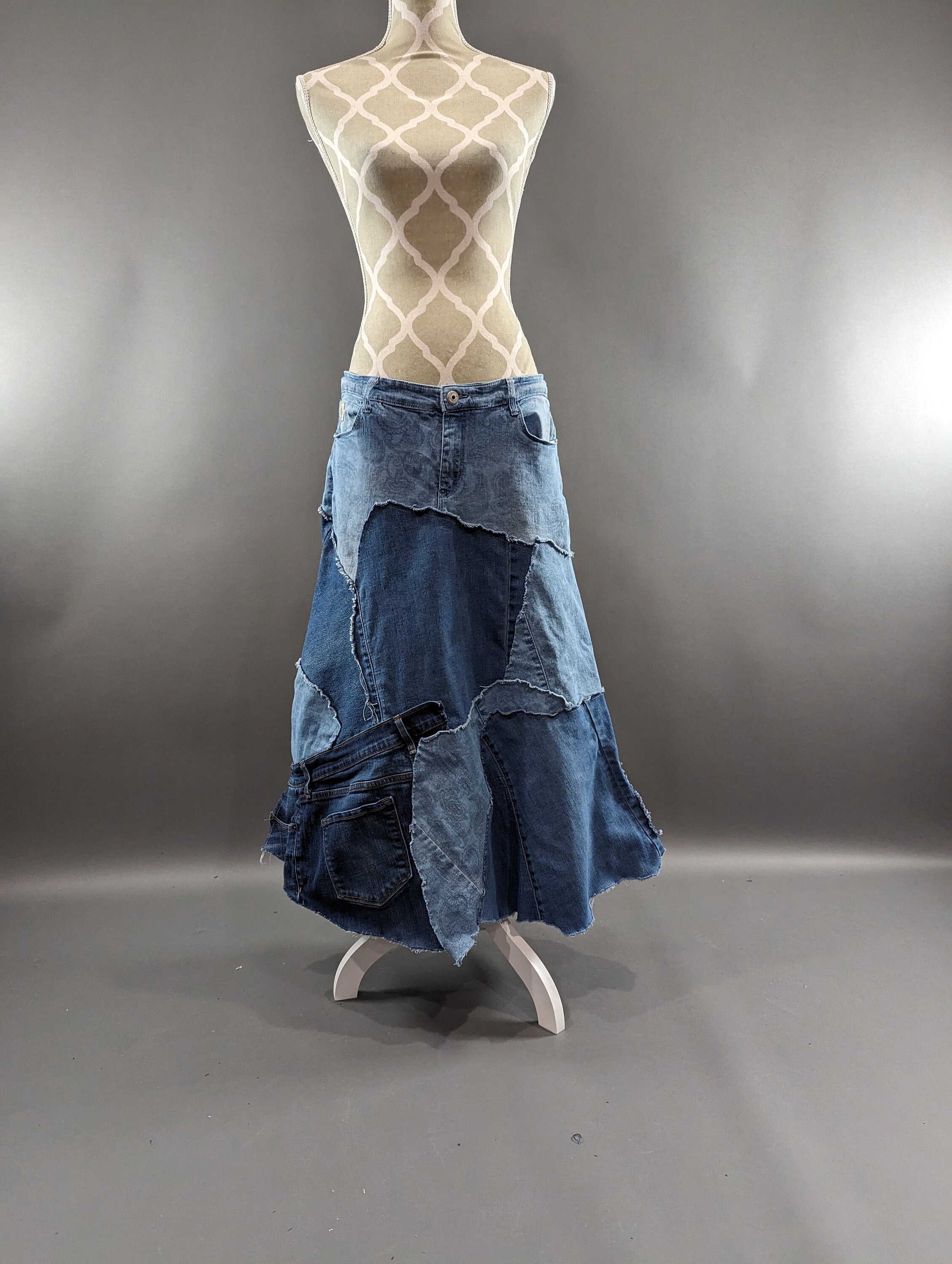 Monogram Patch Long Denim Skirt - Ready-to-Wear 1A9X4A
