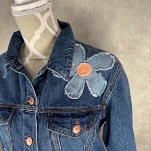 Upcycled Jeansjacke - Medium Bild 4