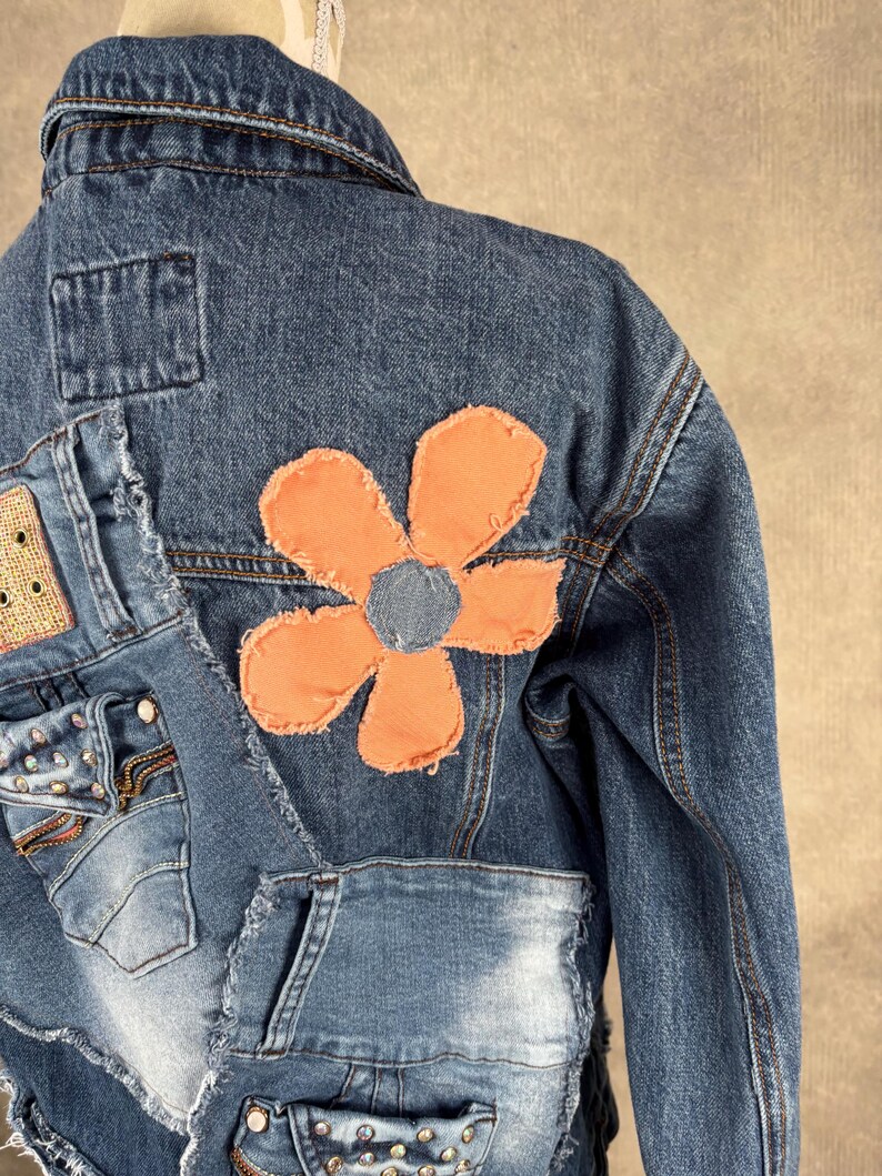 Upcycled Jeansjacke - Medium Bild 6