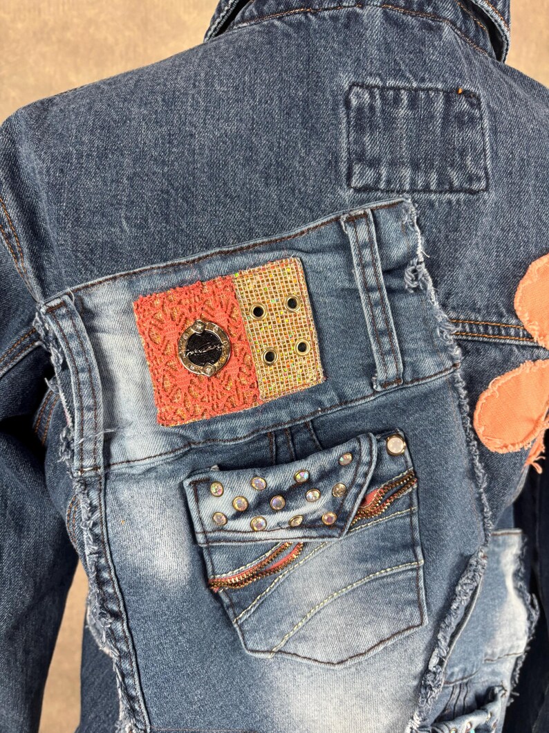 Upcycled Jeansjacke - Medium Bild 9