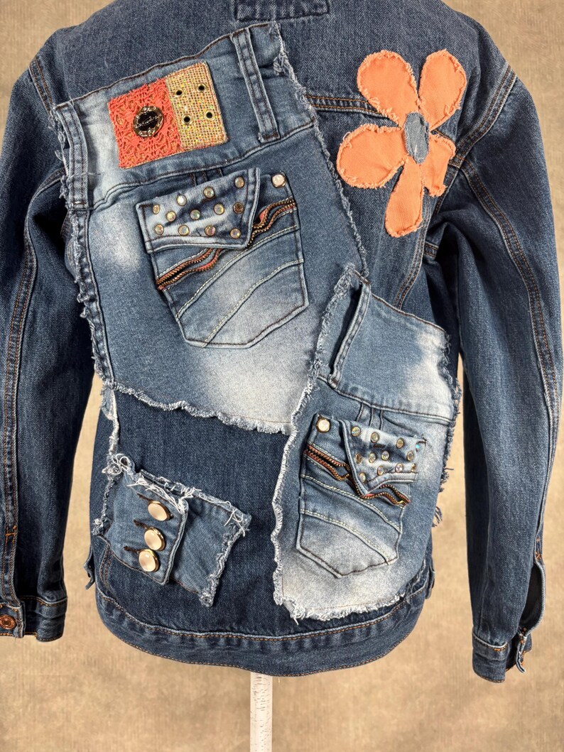 Upcycled Jeansjacke - Medium Bild 7