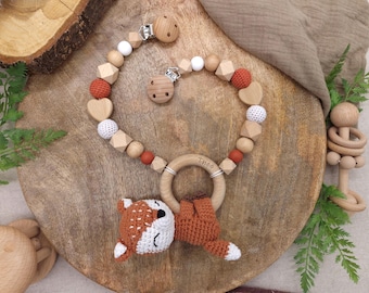 Crocheted fox stroller chain