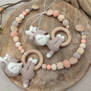 Geschenkdoos kinderwagenketting | Babyzitje hanger "hert gehaakt"