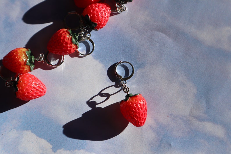 Fruit stitch markers strawberry peach knitting stitch markers leverback clasp image 3