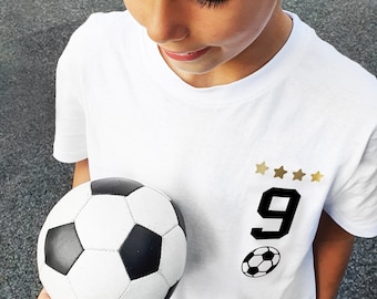 Birthday shirt for boys, 9 years old, football design, children's birthday jersey, football shirt, kids' T-shirt with name & number, ages 1-10
