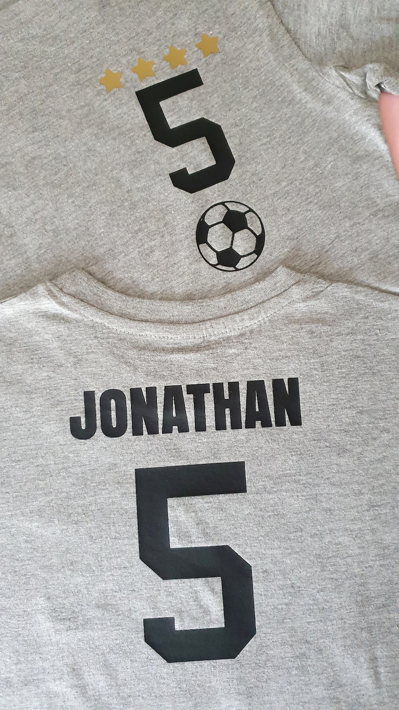 Geburtstag Fußball Shirt Fußball 1 10 Jahre Fußball Trikot Geburtstag Namen & Zahl Geburtstagsshirt Jungen (2) grau | schwarz