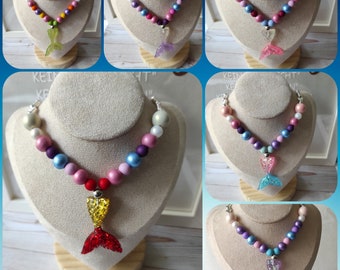 Ensembles de bijoux artisanaux de sirène à paillettes - collier pour enfants collier de perles - sacs de fête d'anniversaire pour enfants - ensemble de bricolage - perles acryliques, perles en bois