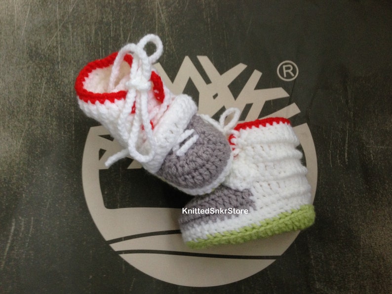 knitted nike baby shoes