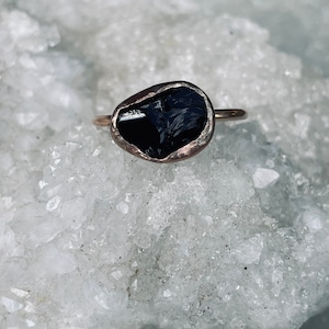 Black Obsidian Ring| Raw Stone Stacking Ring| Protection Stone| Raw Obsidian Ring| Sterling Silver Rings| Gold Filled Bezel Ring| Gifts Idea