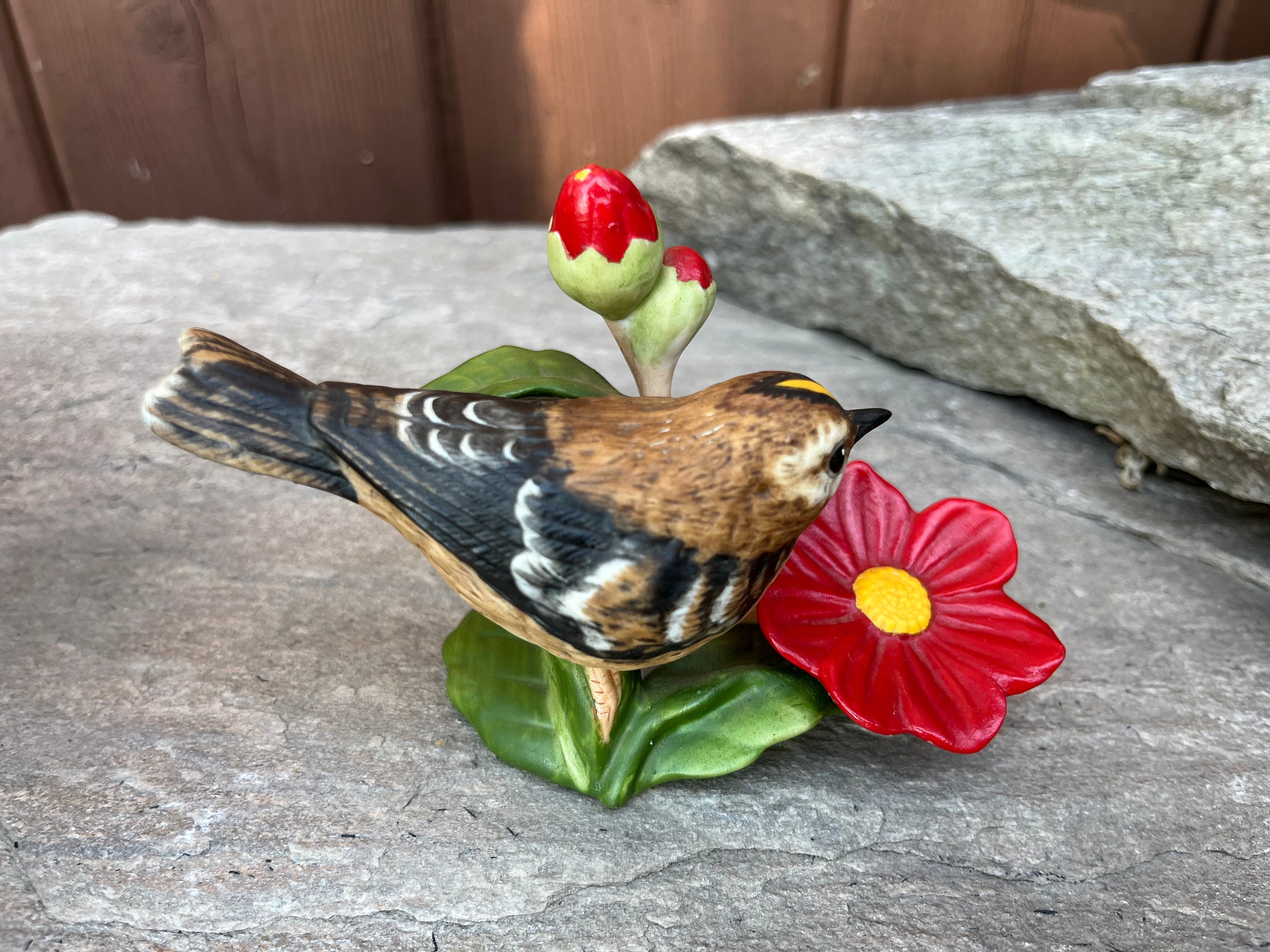 Goldcrest Franklin Mint Fine Porcelain Birds & Blossom