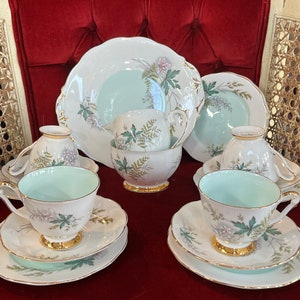 Tea Set, Creamer, Sugar Bowl, Teacups, Mint Tray, Pink and White Flowers England China vintage 50s Roses Gold Gilt Queen Anne