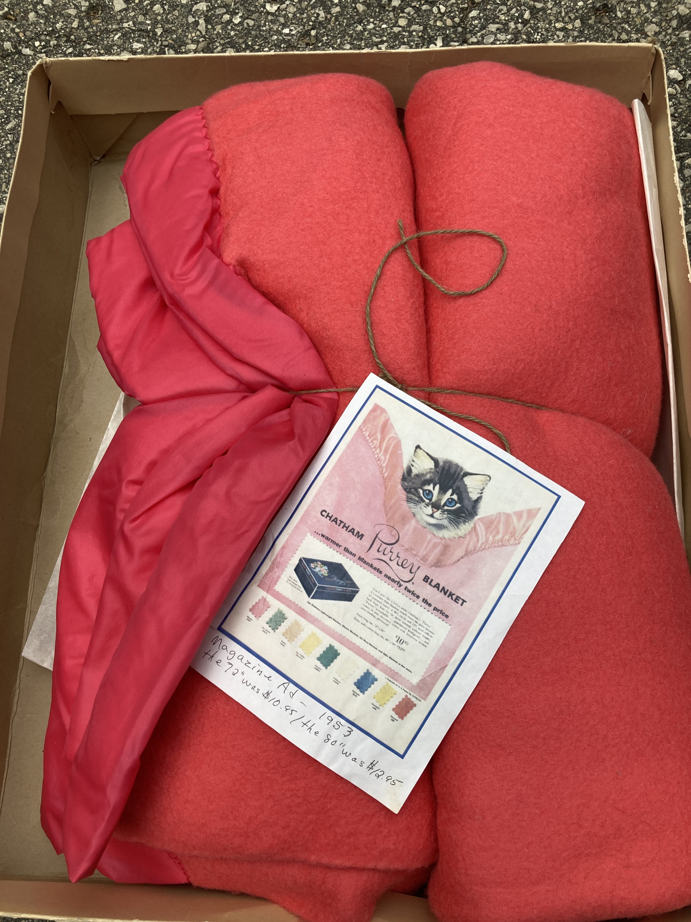 Old Stock Blanket BNIB Tufted Vintage 80 X 90 Satin Trim Bedding Queen Chatham purrey Eatons Coral Colouring Etsy