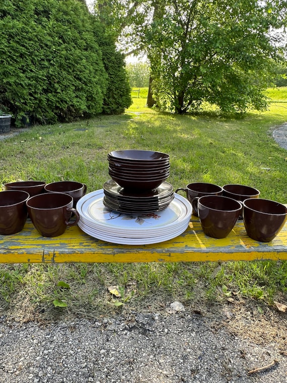 Vintage Melmac Geschirr-Set: 32-teiliges Blumen Picknick Camping Geschirr