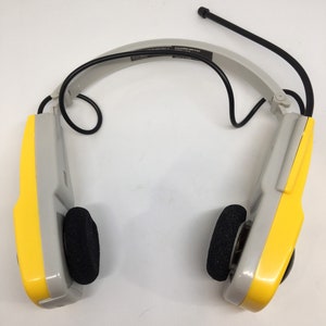 Electro Brand AM/FM Folding Headphone Radio w Antenna NIB Headphones New in Box Deluxe Yellow Retro Vintage image 3