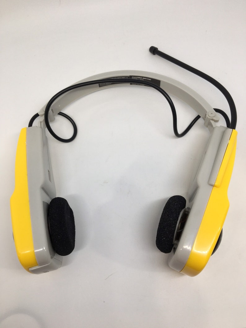 Electro Brand AM/FM Folding Headphone Radio w Antenna NIB Headphones New in Box Deluxe Yellow Retro Vintage image 3