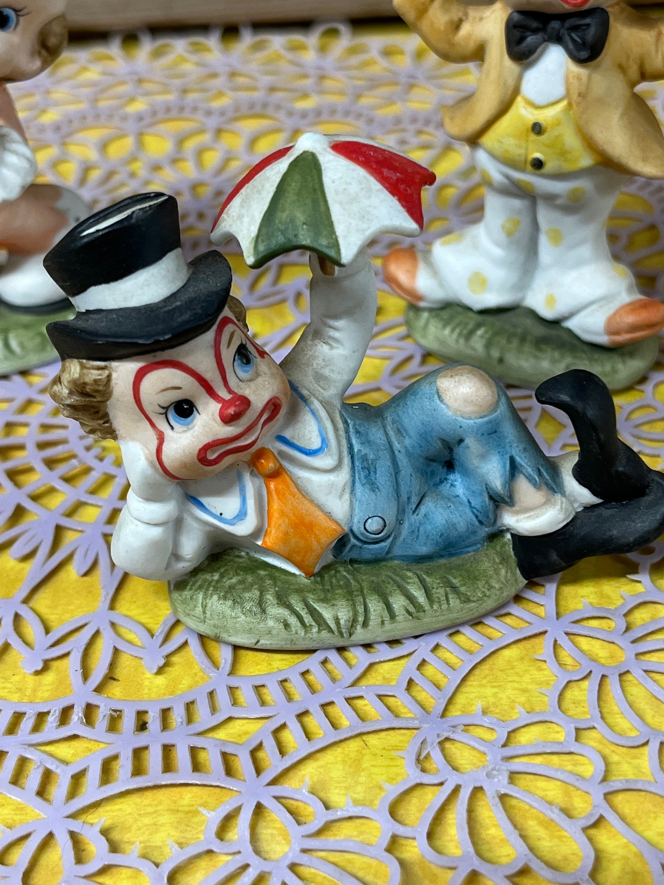 Lefton Clown With Umbrella Bisque Circus Clown Lefton