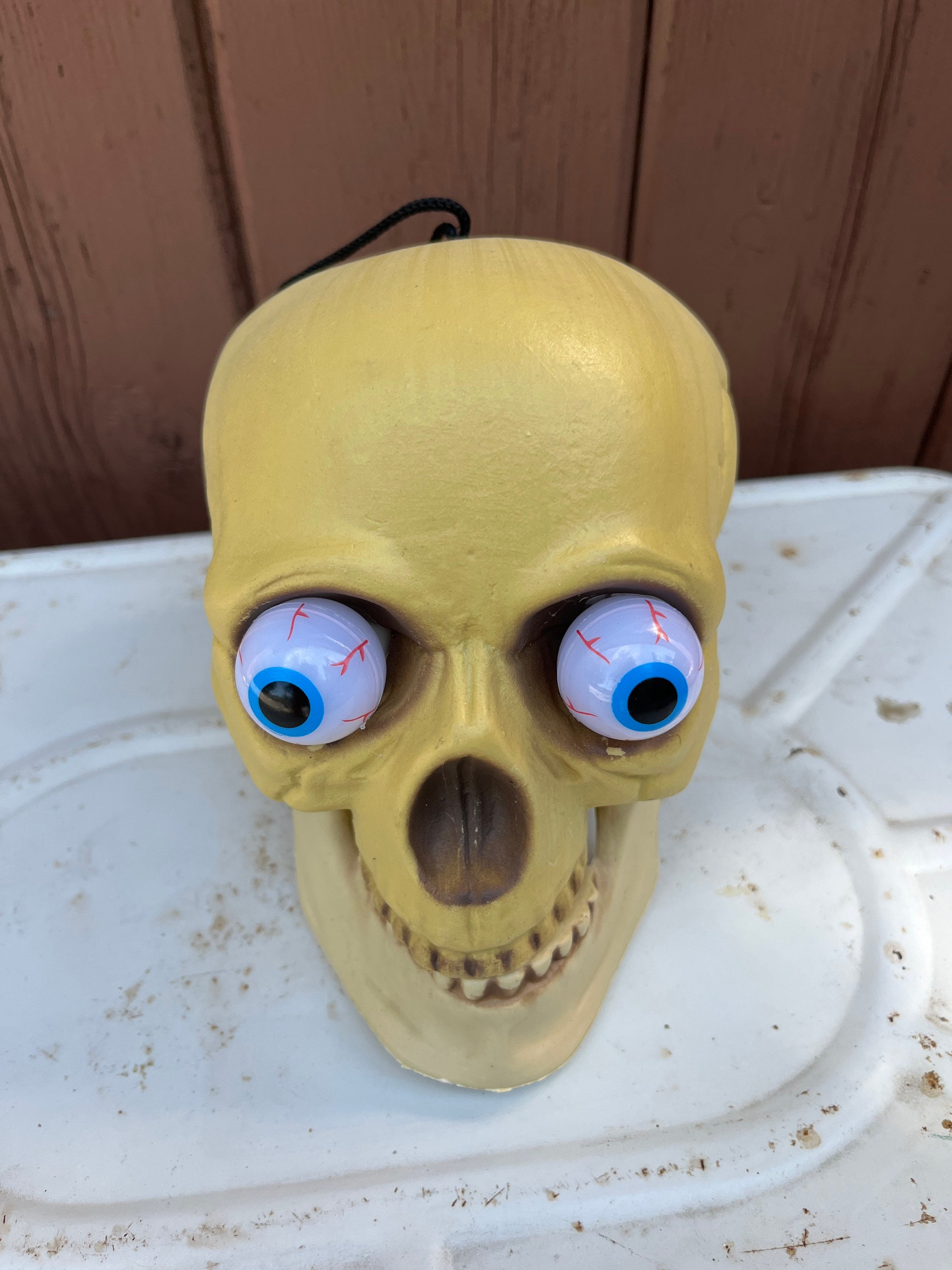 Halloween Skull Skeleton Bulging Eyes Illuminated Blinking - Etsy Halloween Skull Skeleton Bulging Eyes Illuminated Blinking - Etsy