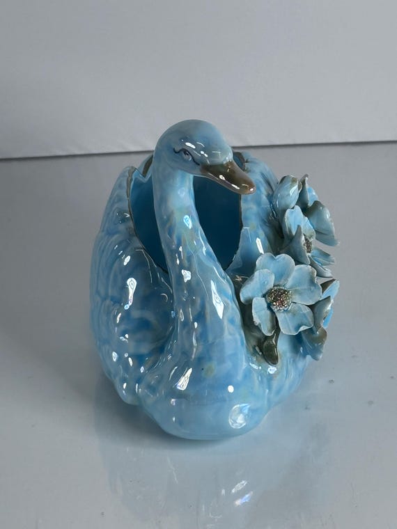 Vintage Swan Planter: Dogwood Relief, Capodimonte Style, Ceramic
