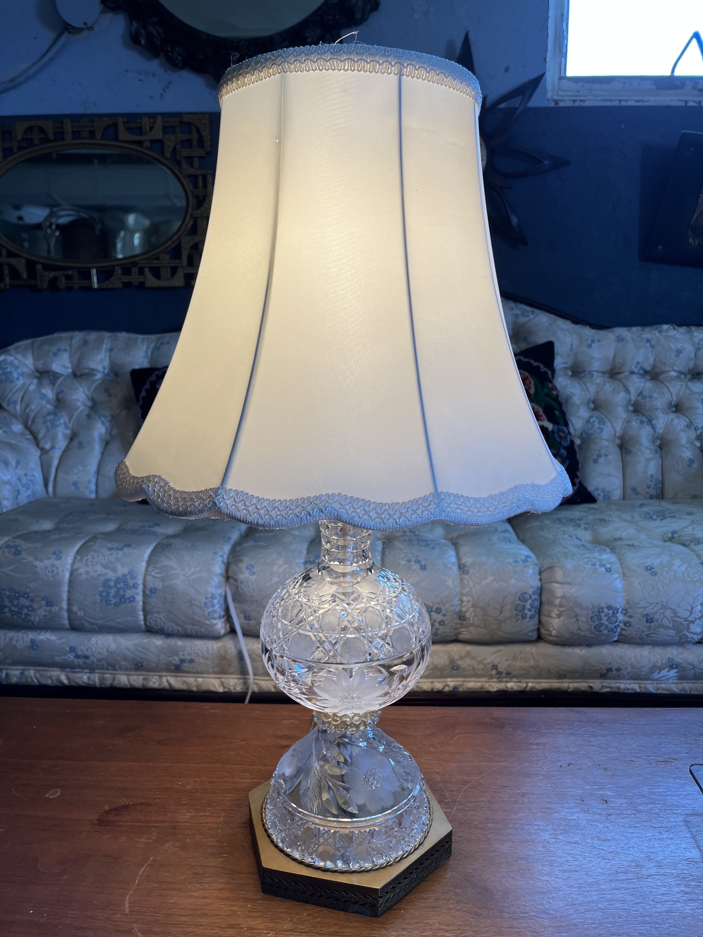 vintage ランプ Antique Cut Crystal Table Lamp: Etched Pansy Flower, Pierced Brass