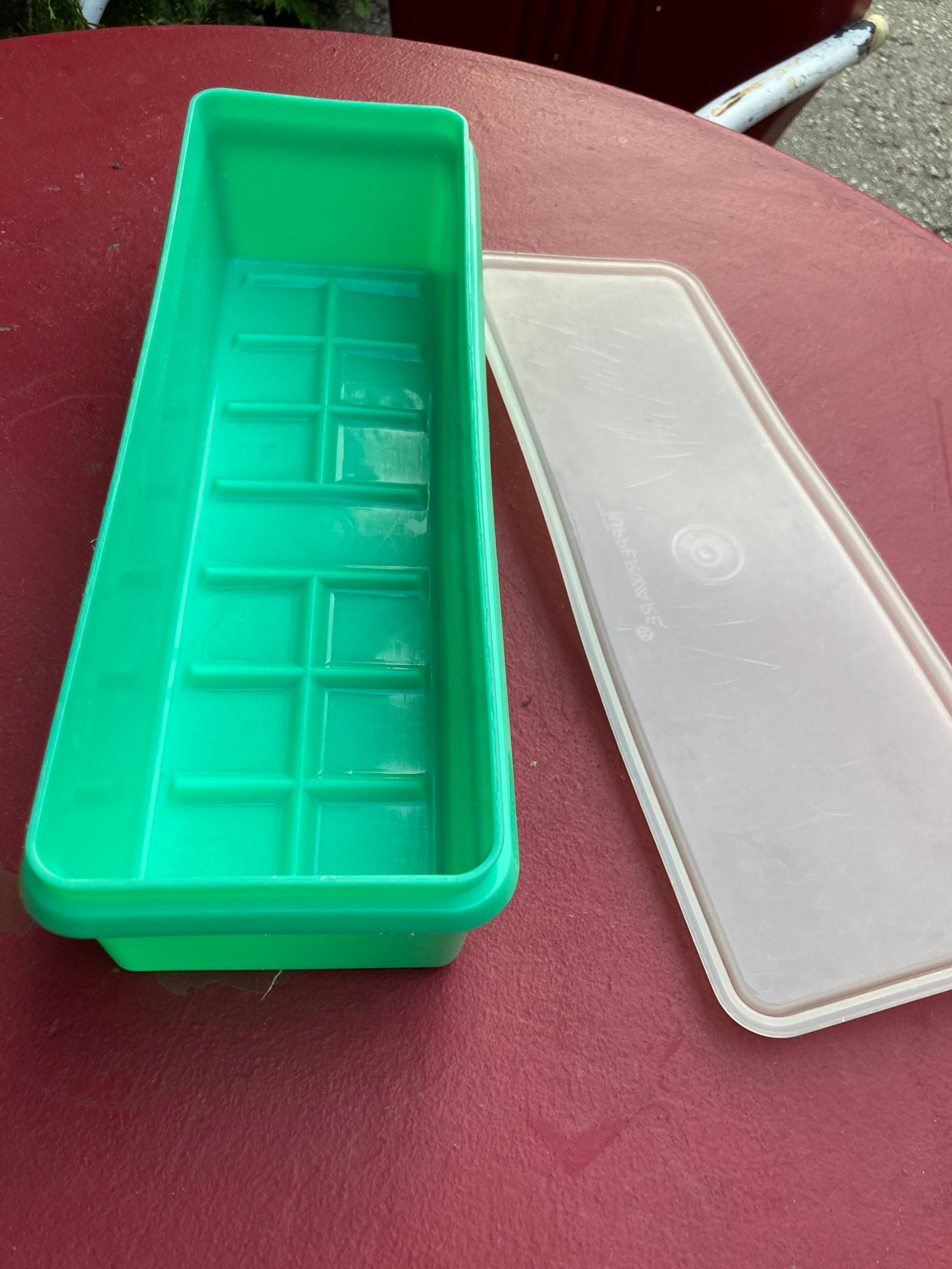 Celery Keeper Tupperware Saver Container Lid 892 Etsy