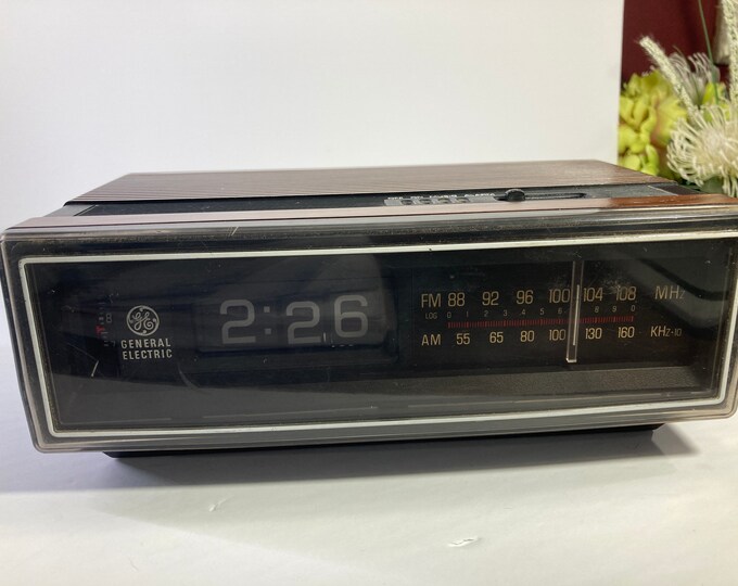 GE Clock Radio Flip Numbers Vintage Retro Faux Wood Etsy