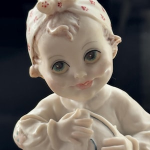 Sculpture by Giuseppe Armani - Washing Dishes Girl Sculpture Girl Figurine Made in Italy Signed Vintage Capodimonte Signed