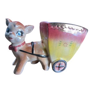 Macetero vintage con forma de carro de ciervo: figura de loza iridiscente, Japón ocupado