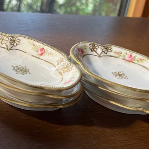 Nippon Porcelain Salt Cellar Marked: “Nippon Maruki Symbol”, circa 1906 Beautiful Footed Open Salt Cellar Hand Painted Floral Antique