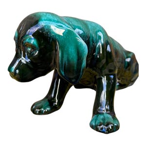 Figura coleccionable canadiense de perro de cerámica vintage de Blue Mountain